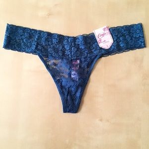 Candie's Lace Thongs